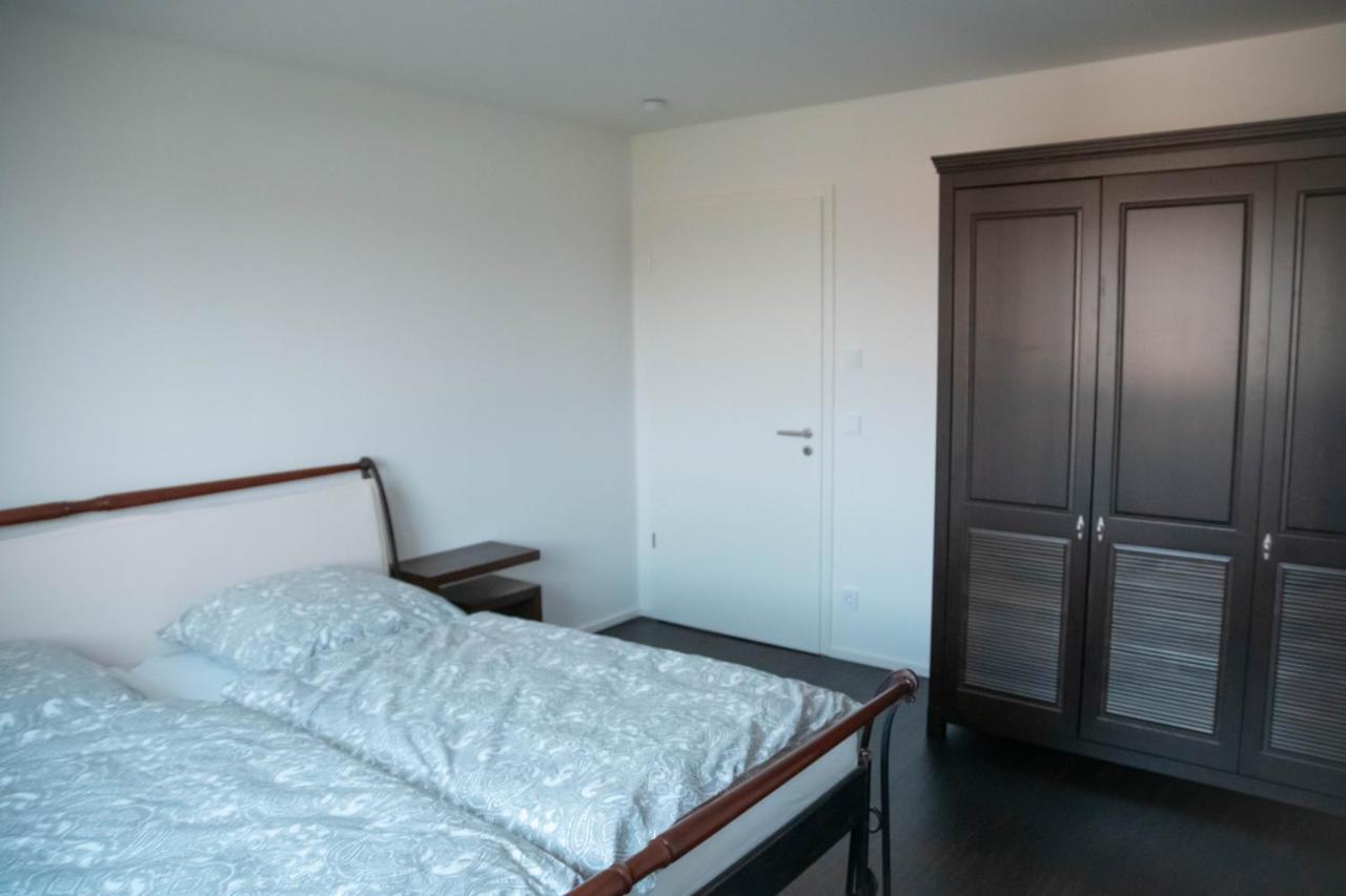 Ferienwohnung Seeblick Lausitzer Seenland Grossraeschen Esterno foto